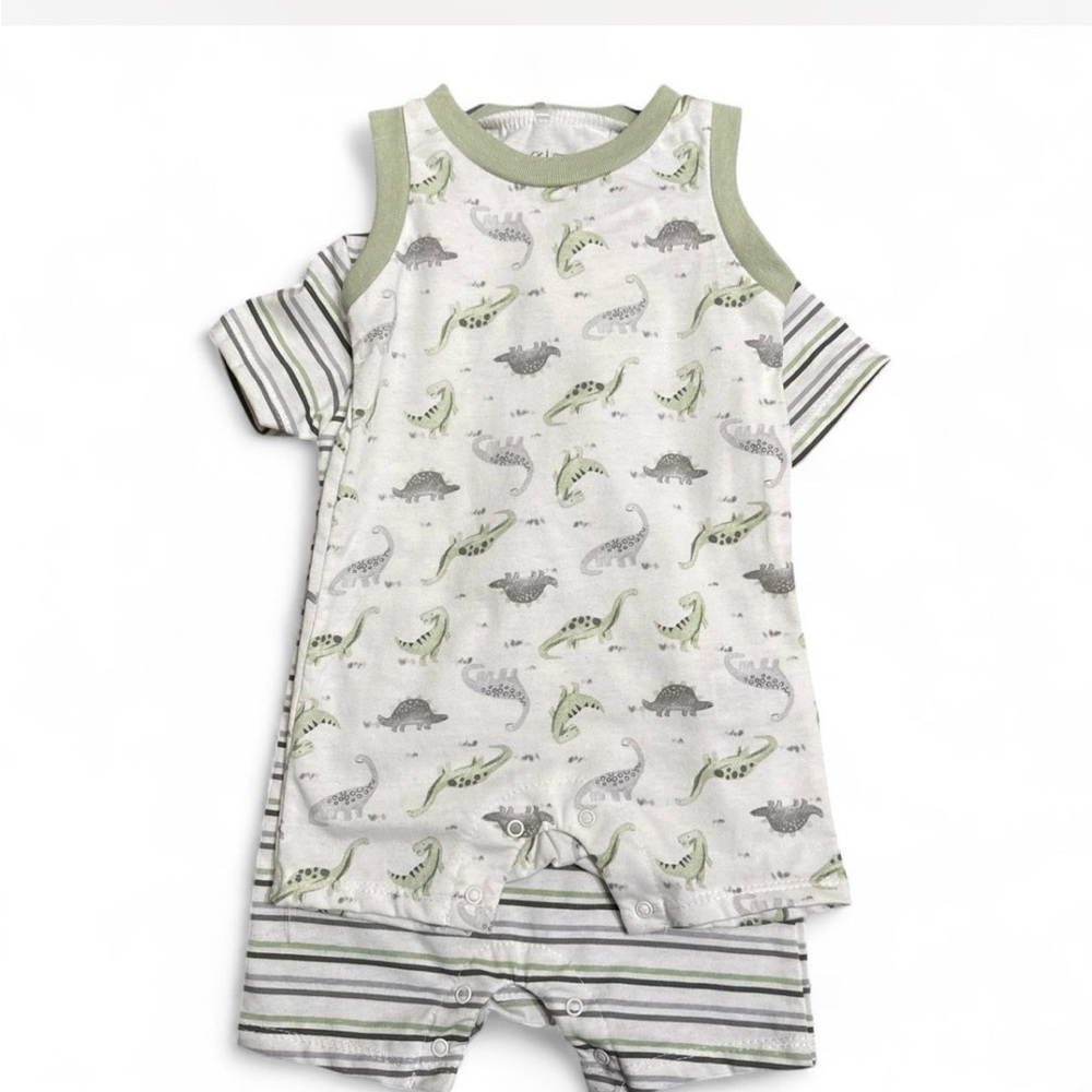 Le Top White, Green & Gray Dino Short Pajama Set